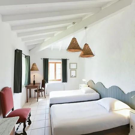 Hotel La Plaine