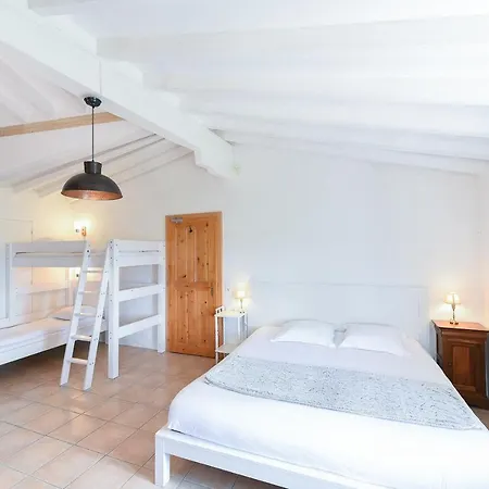 La Plaine Hotel